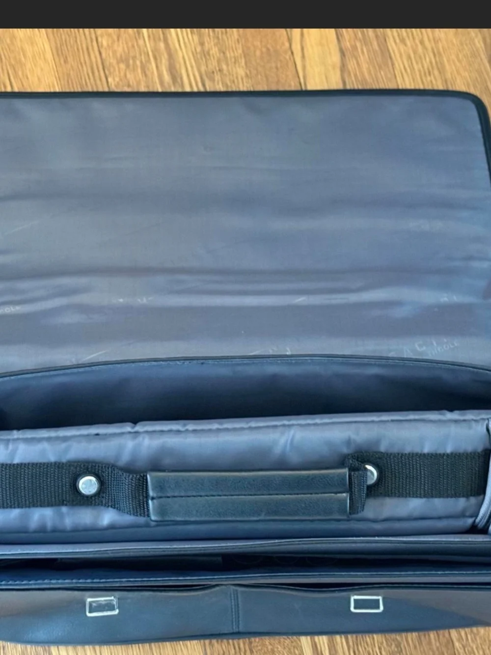 Kenneth Cole Black Leather Men’s Briefcase